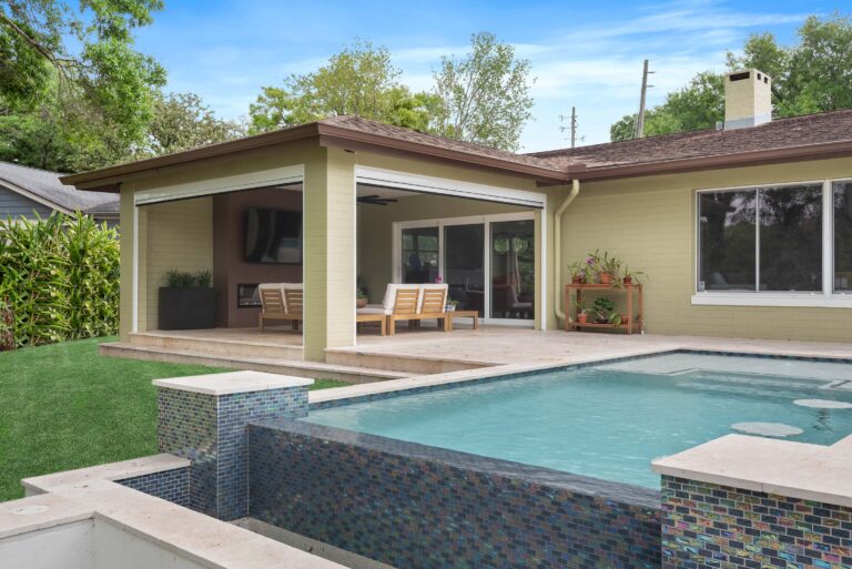 Outdoor living room and pool by KBF