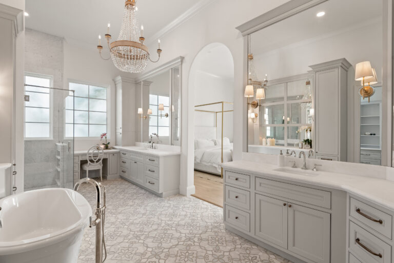 Luxurious Master Bathroom Spa-Like Retreat